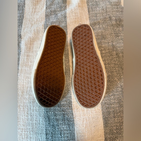 Womens SZ 7.5 VANS Authentic Vr3 Lace Up White Sneakers Groovy Floral - Picture 7 of 7